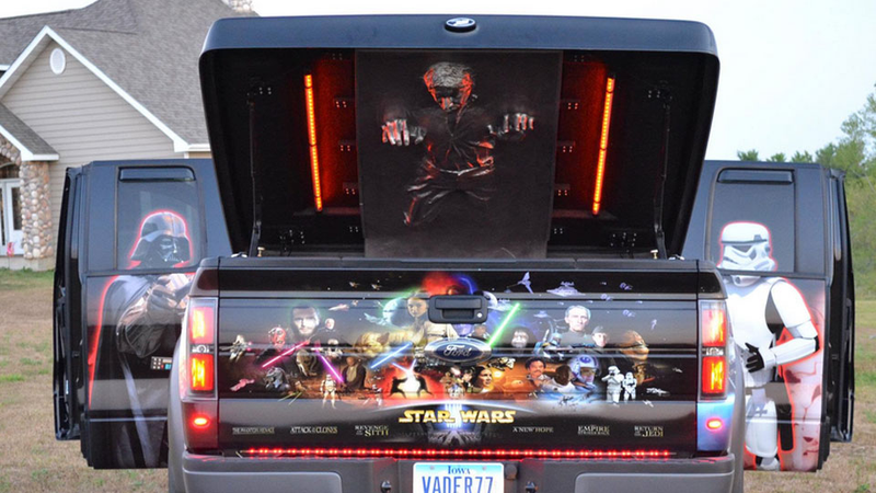 Illustration for article titled This Is What Happens When A Star Wars Superfan Buys A Truck